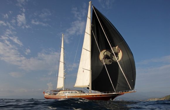 Daima Yacht