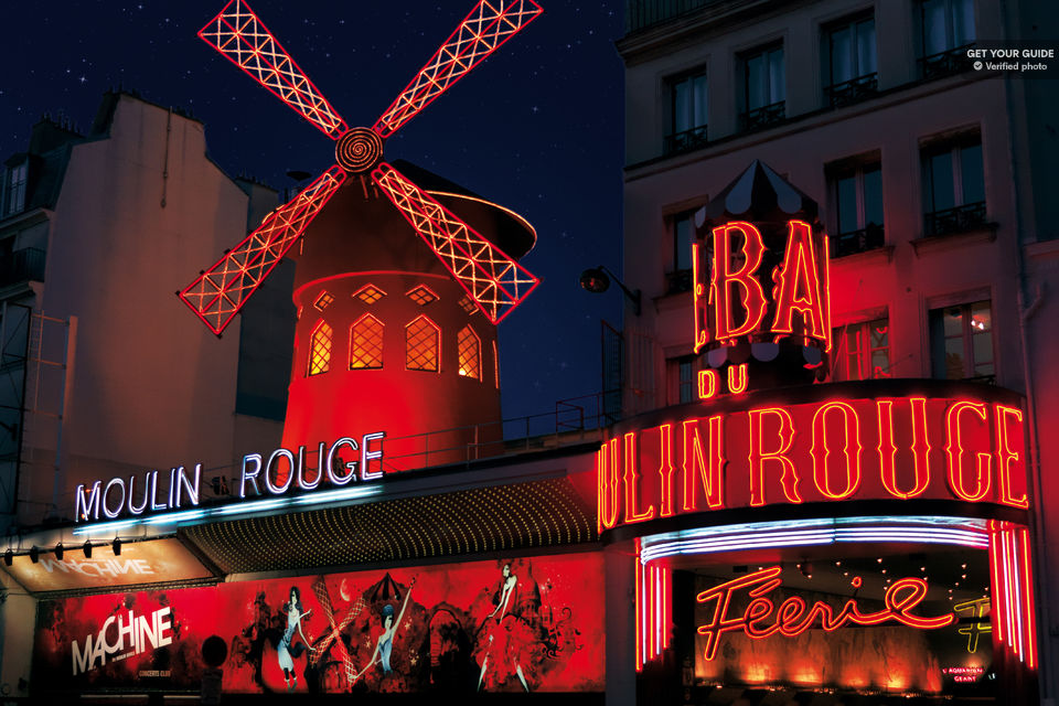 Paris: Moulin Rouge Show with Champagne