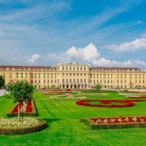 Skip the Line: Schönbrunn Palace & Vienna City Tour