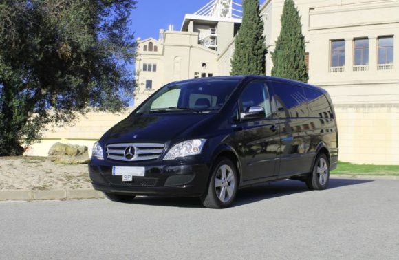 From Madrid Airport: 1-Way Private Hotel Transfer