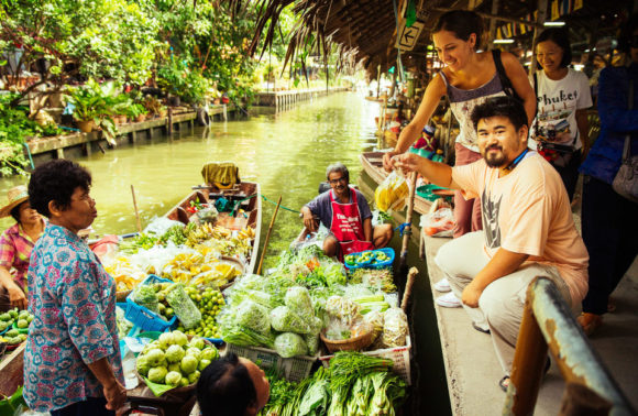 Bangkok: Floating Market Private Boat Tour with a Local
